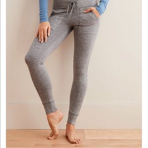 AERIE PLAY POCKET & CUFF LEGGING